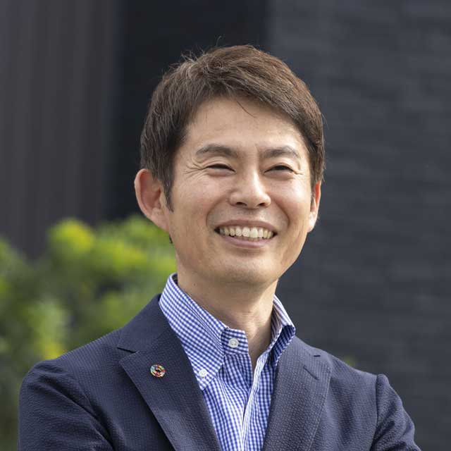 永津 伸二